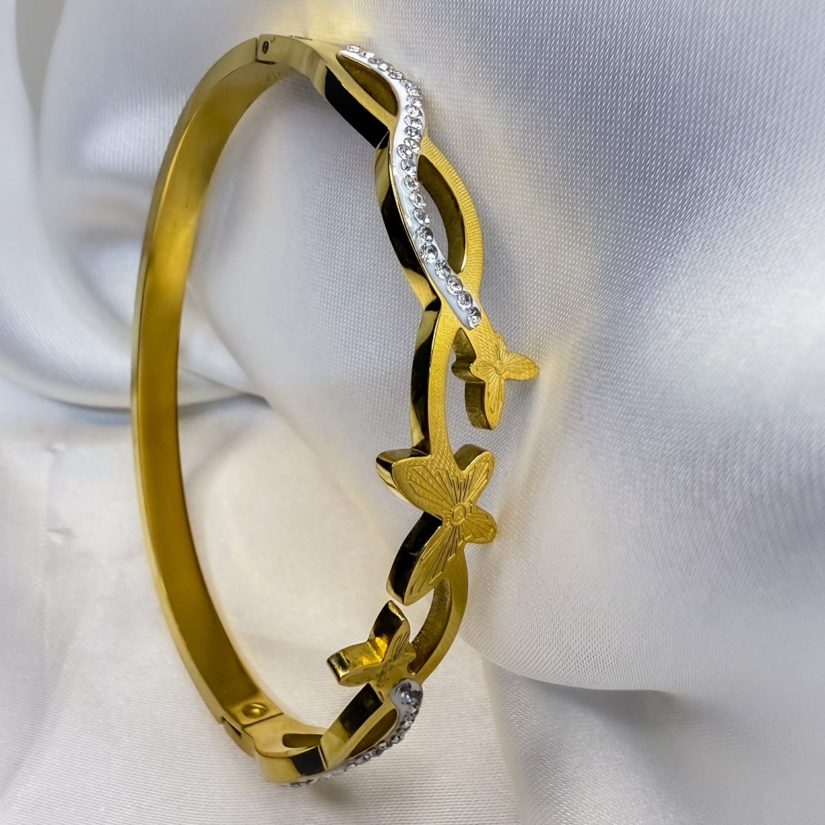 Bloom Floral Motif Bangle - Inara Jewellery