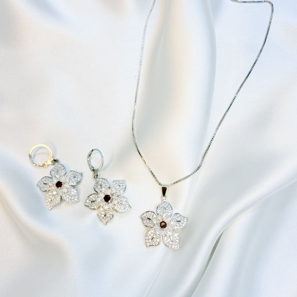 Blossom Elegance Floral Jewelry Set - Inara Jewellery