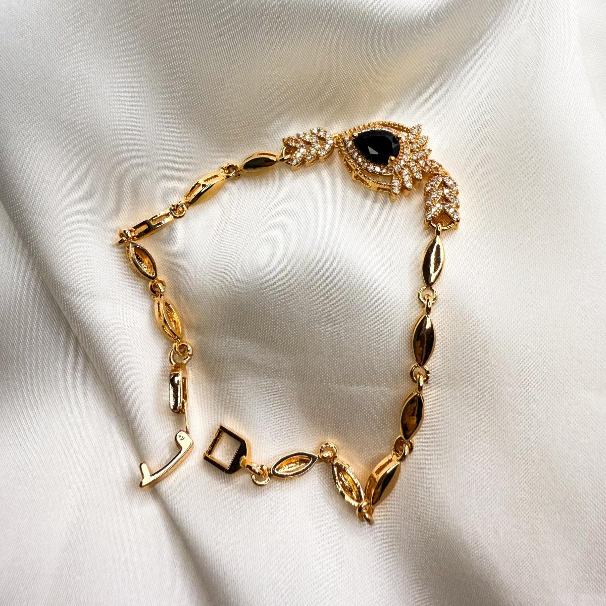 Leaf - Shaped Link Bracelet with Stone Center - Inara Jewellery