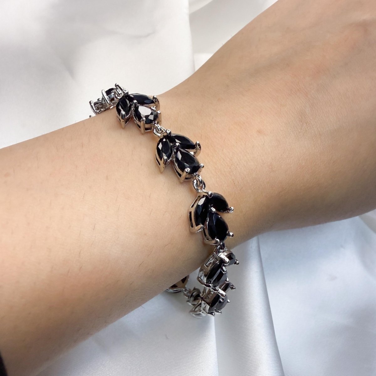 Leaf Stone style Female Bracelet - Inara Jewellery