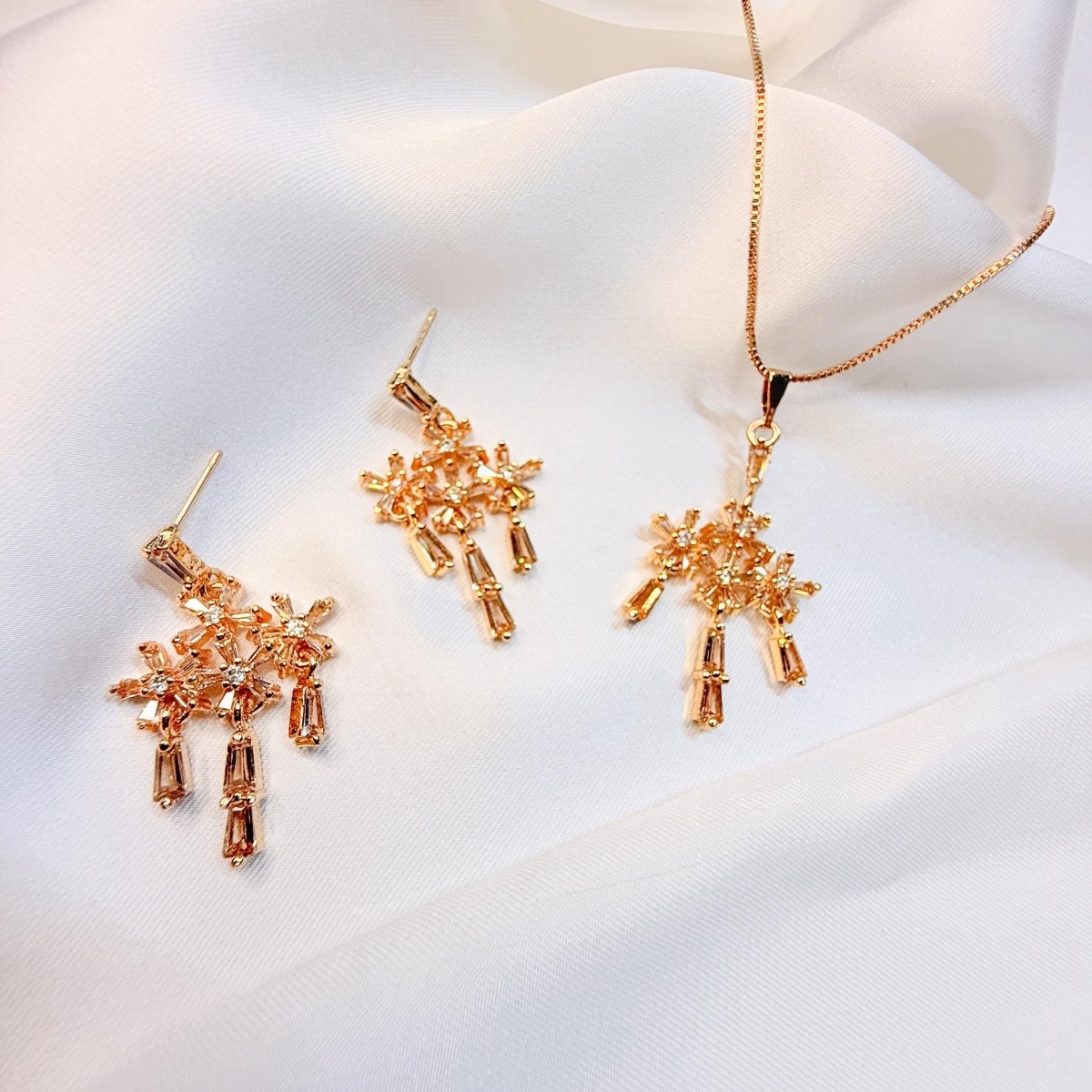 Multi - Color Emerald and Diamond Set - Inara Jewellery