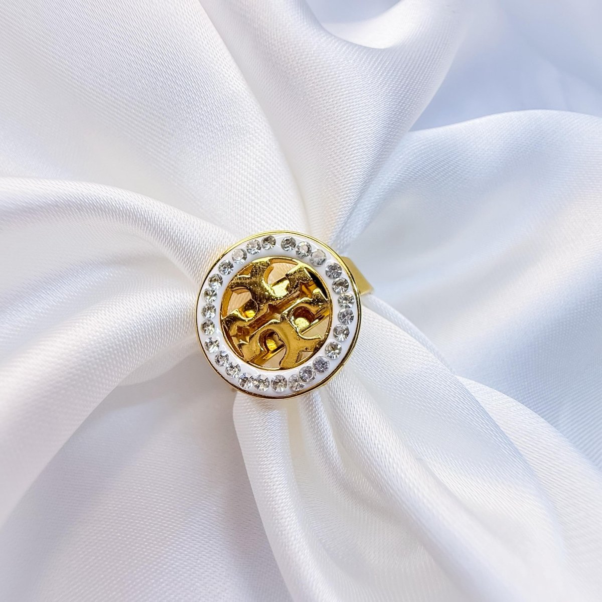 Radiant LV Elegance Ring - Inara Jewellery