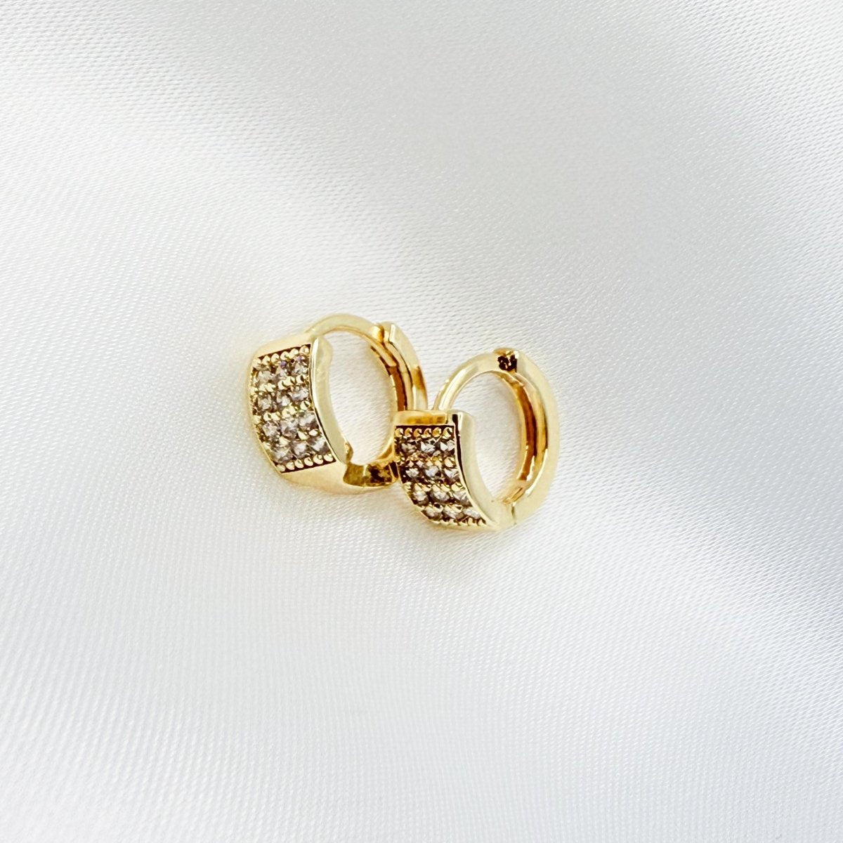 Rhinestone Titanium stainless studs - Inara Jewellery