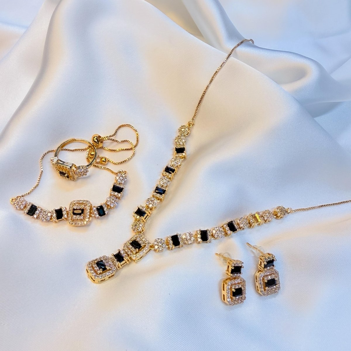 Rhodium - Plated Zircon Set - Inara Jewellery