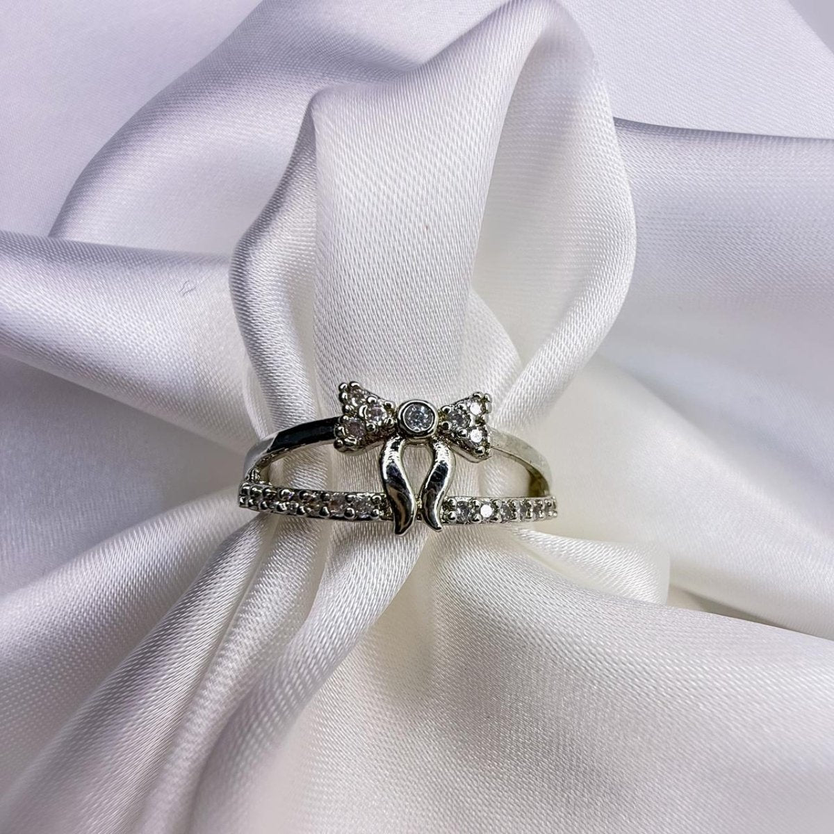 Sparkling Bowknot Embrace Ring - Inara Jewellery